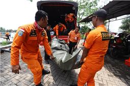 Giới chức Indonesia xác nhận không còn ai sống sót trong vụ máy bay Lion Air rơi