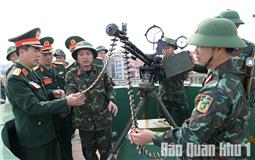 Quân khu tăng cường sẵn sàng chiến đấu bảo vệ Đại hội lần thứ XIV của Đảng