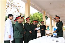 Cục Quân y kiểm tra công tác chuẩn bị tiêm vắc-xin phòng bệnh não mô cầu tại Sư đoàn 3