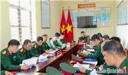 Tư lệnh Quân khu 1 kiểm tra kết quả thực hiện nhiệm vụ tại Ban CHQS xã Tân Dĩnh (Bắc Ninh)