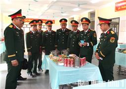 Bảo đảm tốt bữa ăn ngày Tết tại Trung đoàn 2 và Lữ đoàn 409