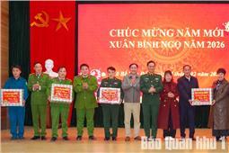 Thiếu tướng Lê Văn Thơ thăm, chúc Tết các địa phương tỉnh Cao Bằng