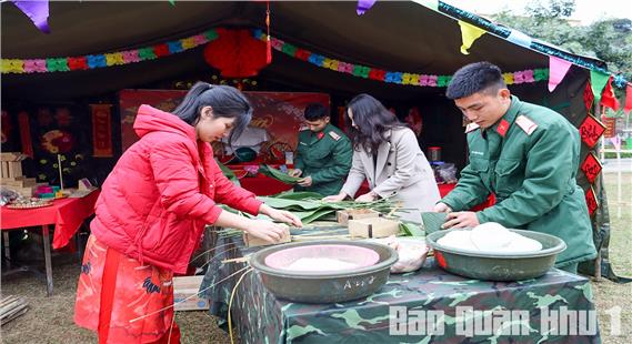 Tết ấm áp nghĩa tình quân dân nơi biên cương Tổ quốc