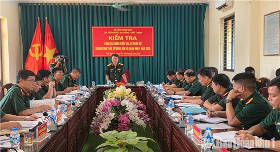 Cục Tiêu chuẩn - Đo lường - Chất lượng kiểm tra công tác đăng kiểm tàu, xe quân sự tại Quân khu 1
