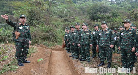 Quân khu luyện tập chuyển trạng thái sẵn sàng chiến đấu năm 2026