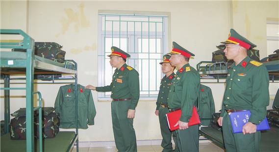 Kiểm tra huấn luyện tháng đầu năm 2026 tại Trung đoàn 832