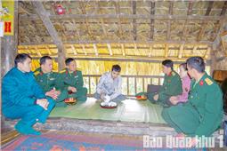 Sĩ quan chính quy về xã - “luồng gió mới” từ cơ sở