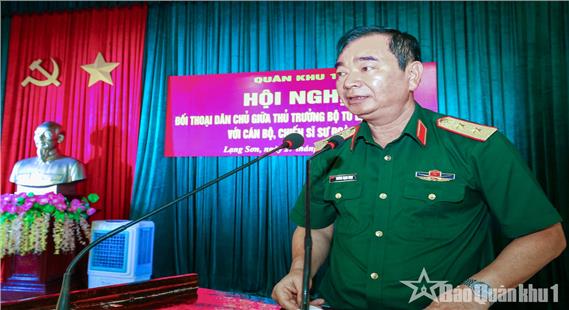 Tư lệnh Quân khu đối thoại dân chủ tại Sư đoàn 3