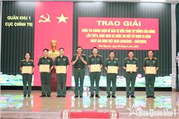 Cục Chính trị trao giải cuộc thi chính luận và thi viết 