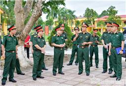 Thiếu tướng Trần Xuân Mạnh kiểm tra công tác chuẩn bị năm học 2026-2027 tại Trường Thiếu sinh quân miền Bắc