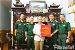 Trung tướng La Công Phương tri ân các đồng chí nguyên lãnh đạo Quân khu 1