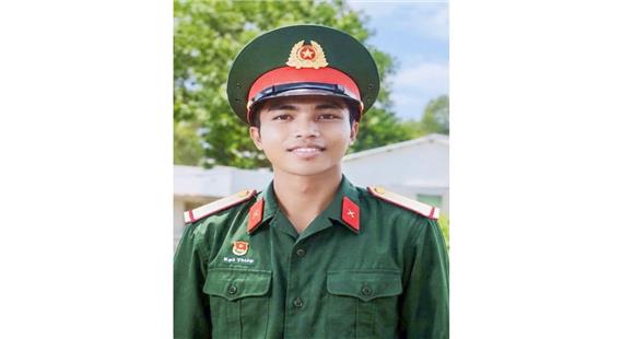Hạ sĩ Kpă Thiêp dũng cảm cứu sống hai người dân