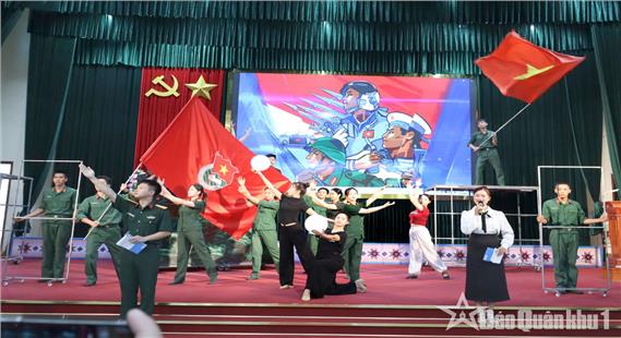 Đoàn công tác Cục Chính trị thông qua chương trình tham gia Hội thi Cán bộ Đoàn giỏi và Tuyên truyền viên trẻ cấp Quân khu năm 2026