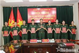 Cục Chính trị trao quyết định bổ nhiệm cán bộ, nâng lương năm 2026