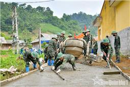 Đường về lòng dân